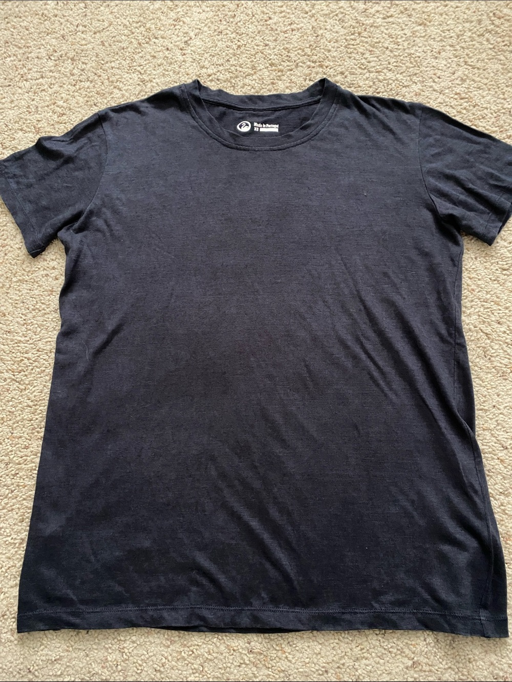Outlier 100% Ramie Short Sleeve. Navy. XS.